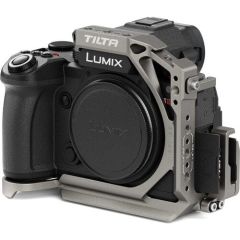 Tılta Half Camera Cage for Panasonic S5 II/IIX - Black -( TA-T50-HCC-B)
