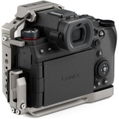 Tılta Half Camera Cage for Panasonic S5 II/IIX - Black -( TA-T50-HCC-B)