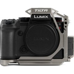 Tılta Half Camera Cage for Panasonic S5 II/IIX - Black -( TA-T50-HCC-B)