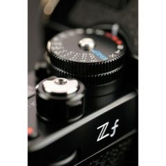 Nikon Zf Aynasız Fotoğraf Makinesi (Body) 7000 TL Geri Ödeme