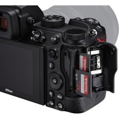 Nikon Z5 Body + Nikon FTZ II Mount Adaptör (7000 TL Geri Ödeme)