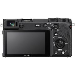 Sony A6600 + 18-135mm OSS Lensli Kit