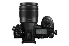Panasonic Lumix G9 + Lumix 12-60mm F3.5-5.6 Lens